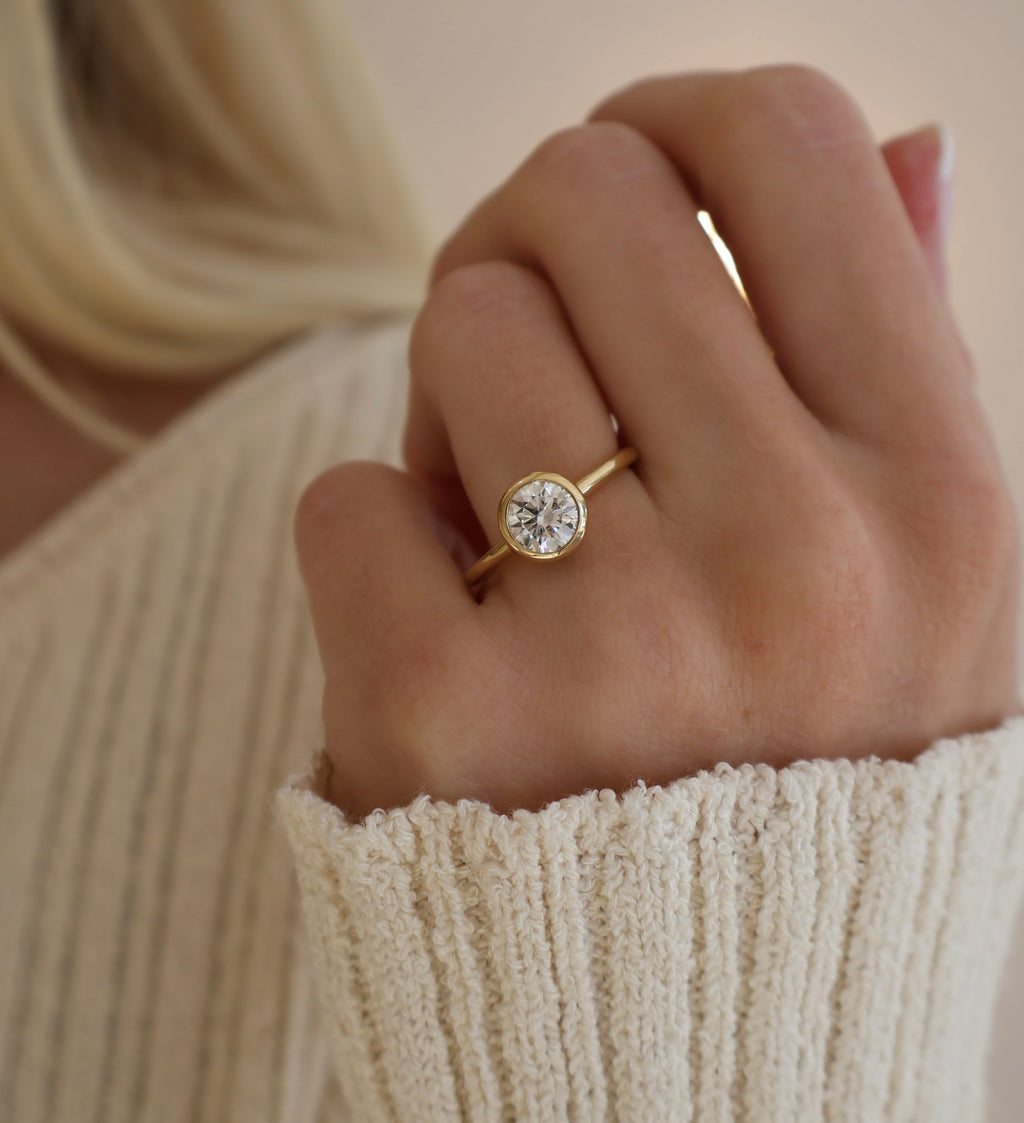 The Solitaire Bezel