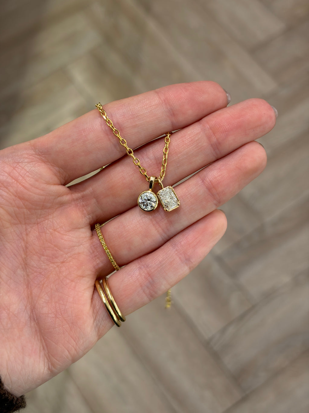 Round Bezel Pendant